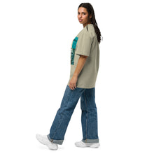 Load image into Gallery viewer, Oversized faded t-shirt