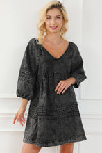 Load image into Gallery viewer, V-Neck Three Quarter Sleeve Denim Dress
