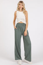 Load image into Gallery viewer, Mittoshop Stretch Banded Waist Wide Leg Pants with Pockets
