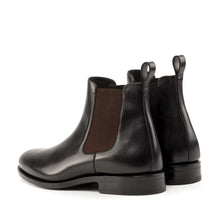 Load image into Gallery viewer, Black Box Chelsea Boots
