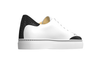 Load image into Gallery viewer, Ladies Blk &amp; Wht Low Top
